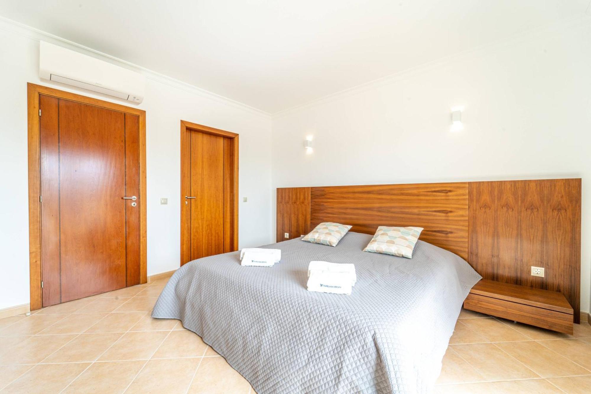 Villa Ribeiro By Hellovacations Albufeira Exterior foto