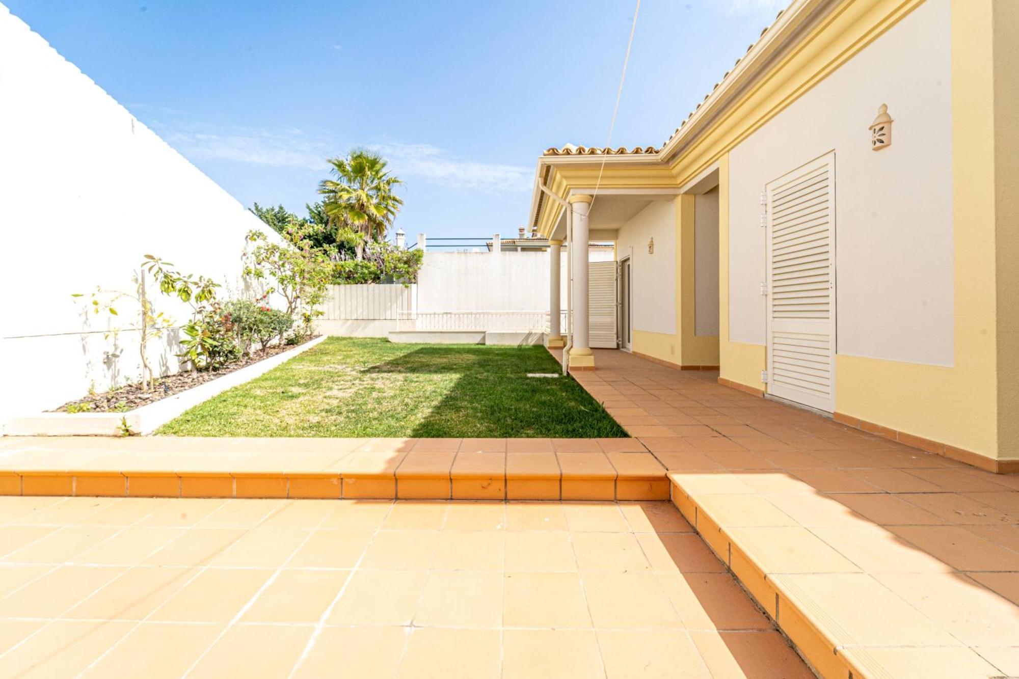 Villa Ribeiro By Hellovacations Albufeira Exterior foto
